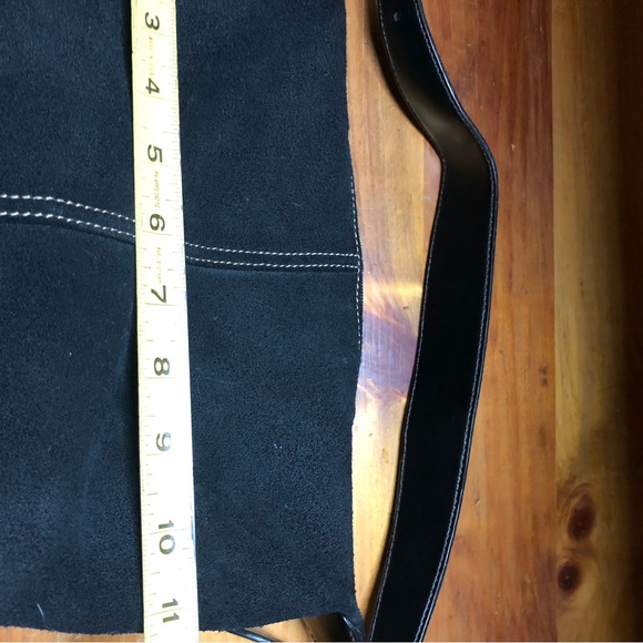 Liz Claiborne black handbag - Picture 4 of 6